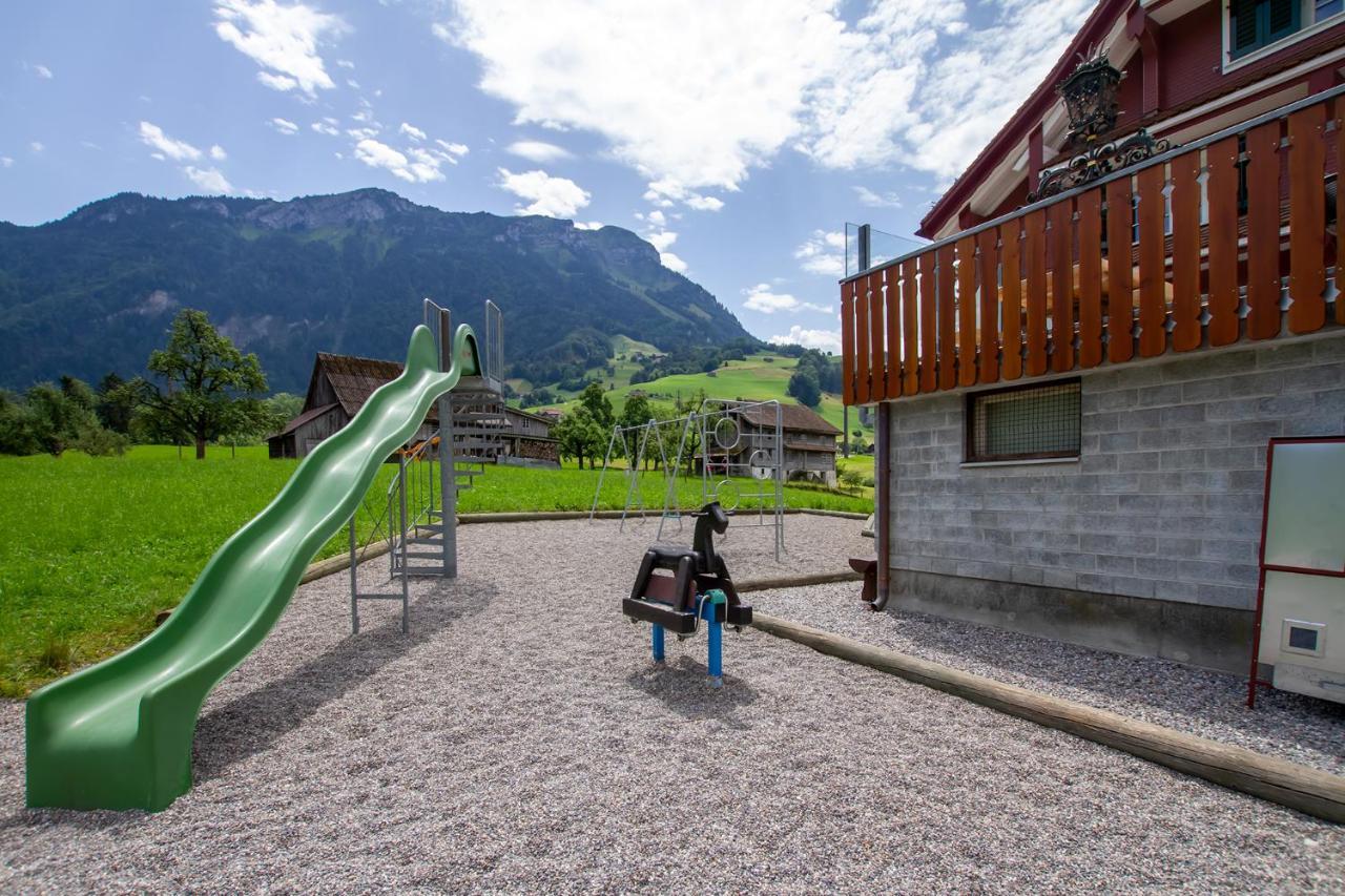 Restaurant Pension Betschart Schwyz Exteriör bild